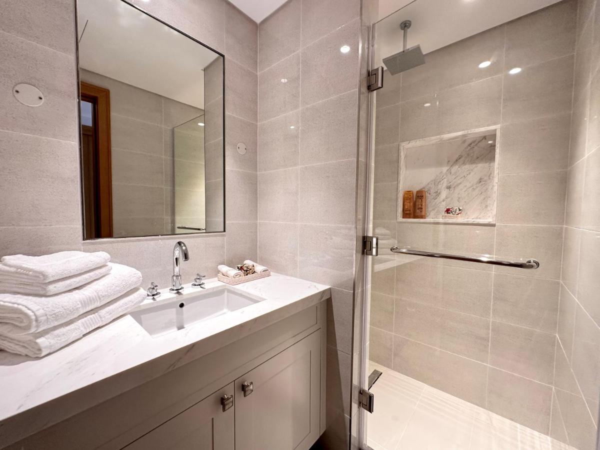 Opera Grand By Luxstay Homes Apartment Dubai